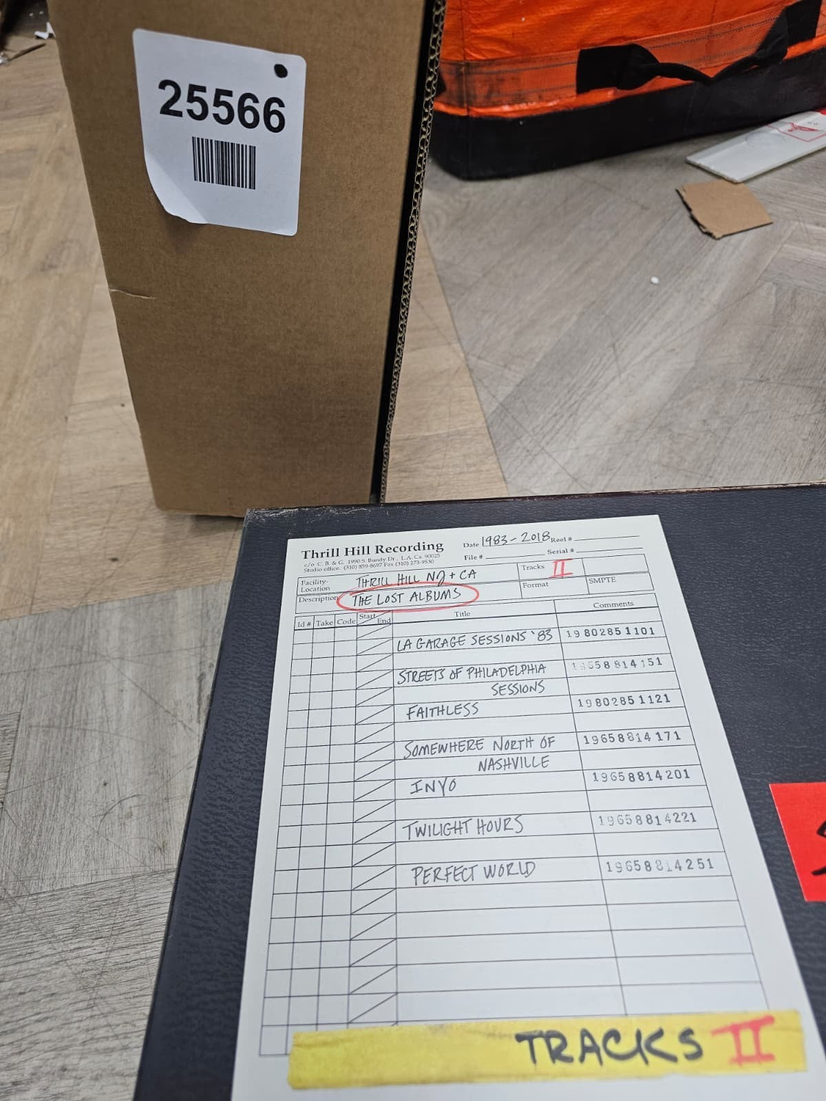 Tracks Ii: The Lost Albums LP, Box Set, 12" vinyl box set — New (other) (photo 3)