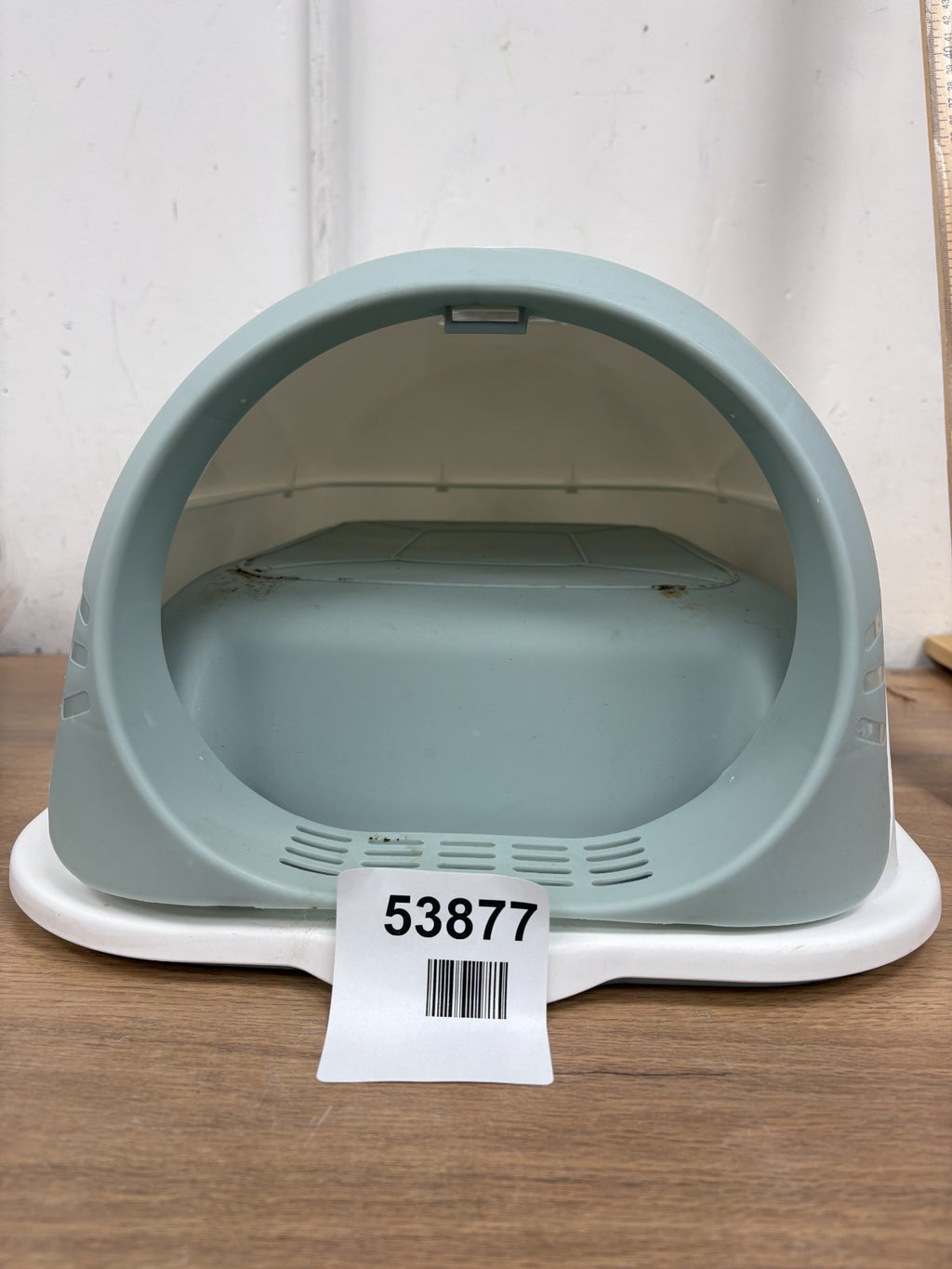 cat litter box