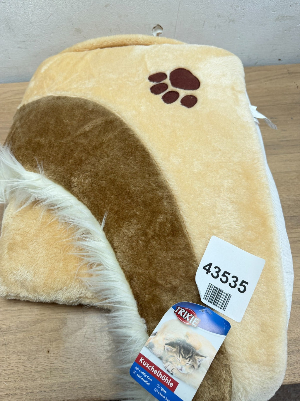 Trixie Minou Cuddly Den Pet Bed