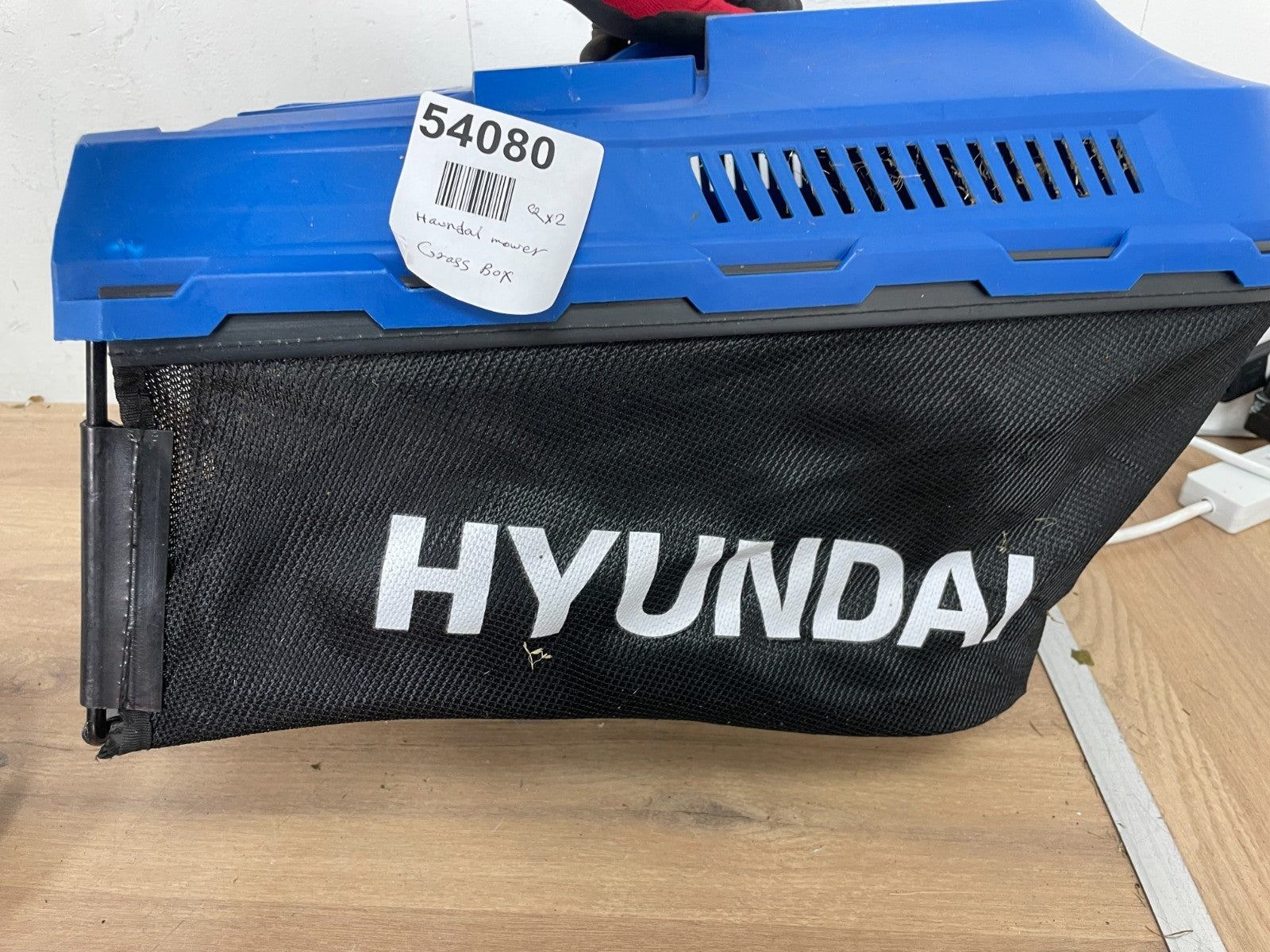 HyundaiHYM3800E lawnmower Grass Box replacement — Used (photo 2)