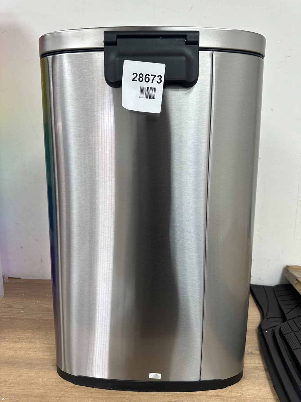 Amazon Basics Rectangular Soft-Close Rubbish Bin with High Base, 50 litre, Silve