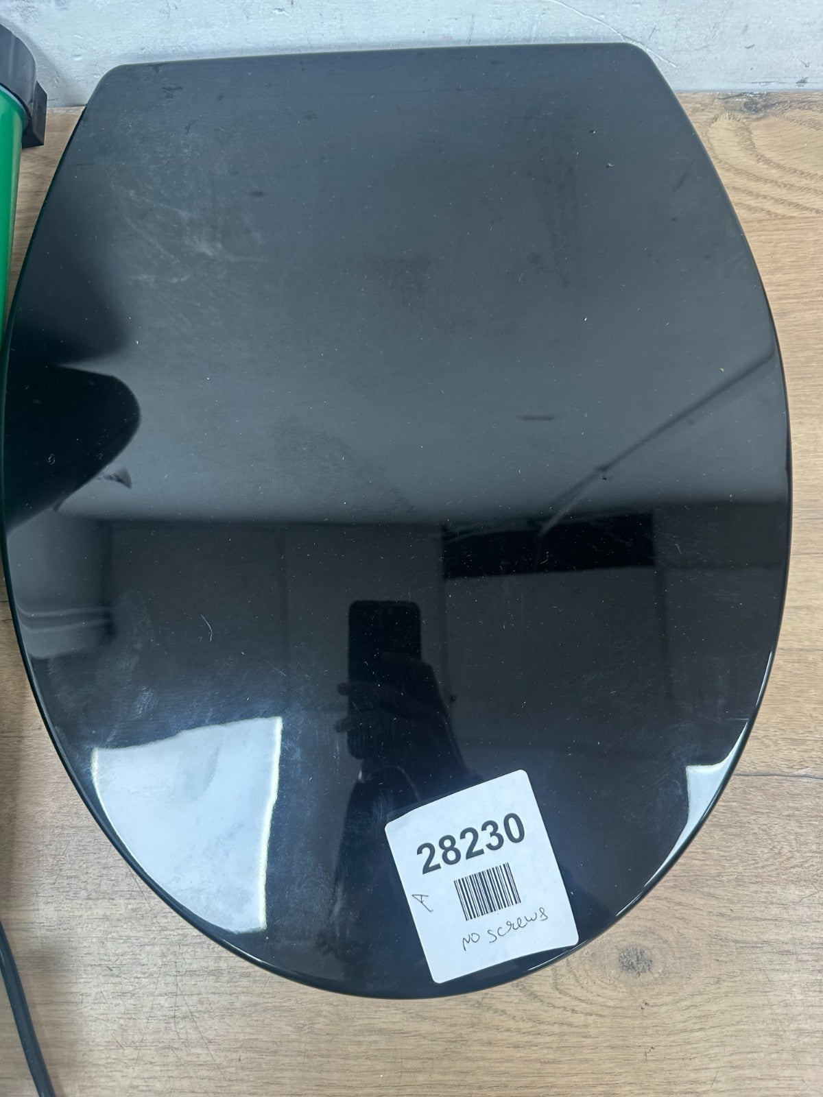 Toilet seat