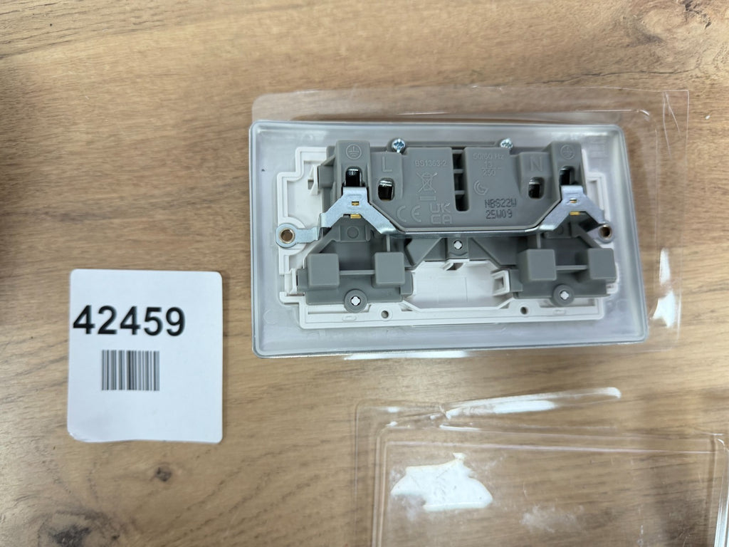 BG Nexus 2 Gang Switch Socket - Polished Chrome
