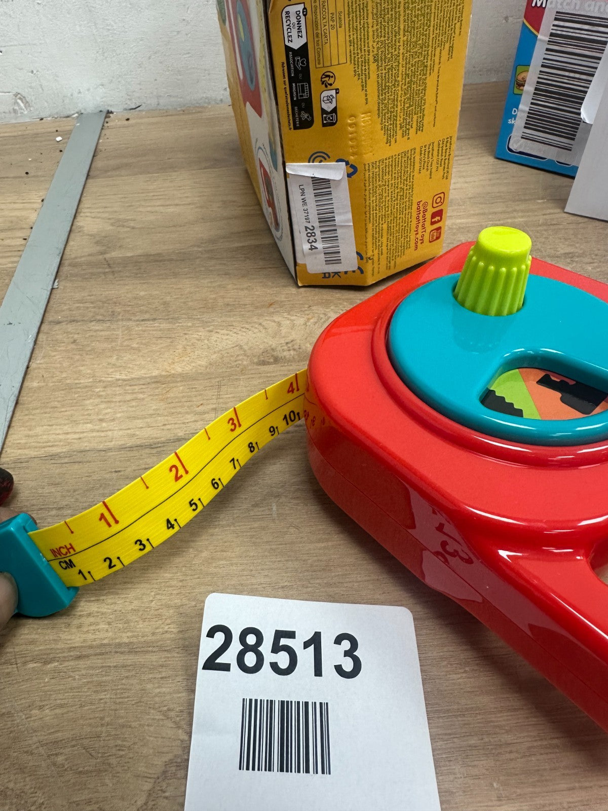 Battat Toy Measuring Tape Working Reel & Easy Hold Handle Tool Discovery