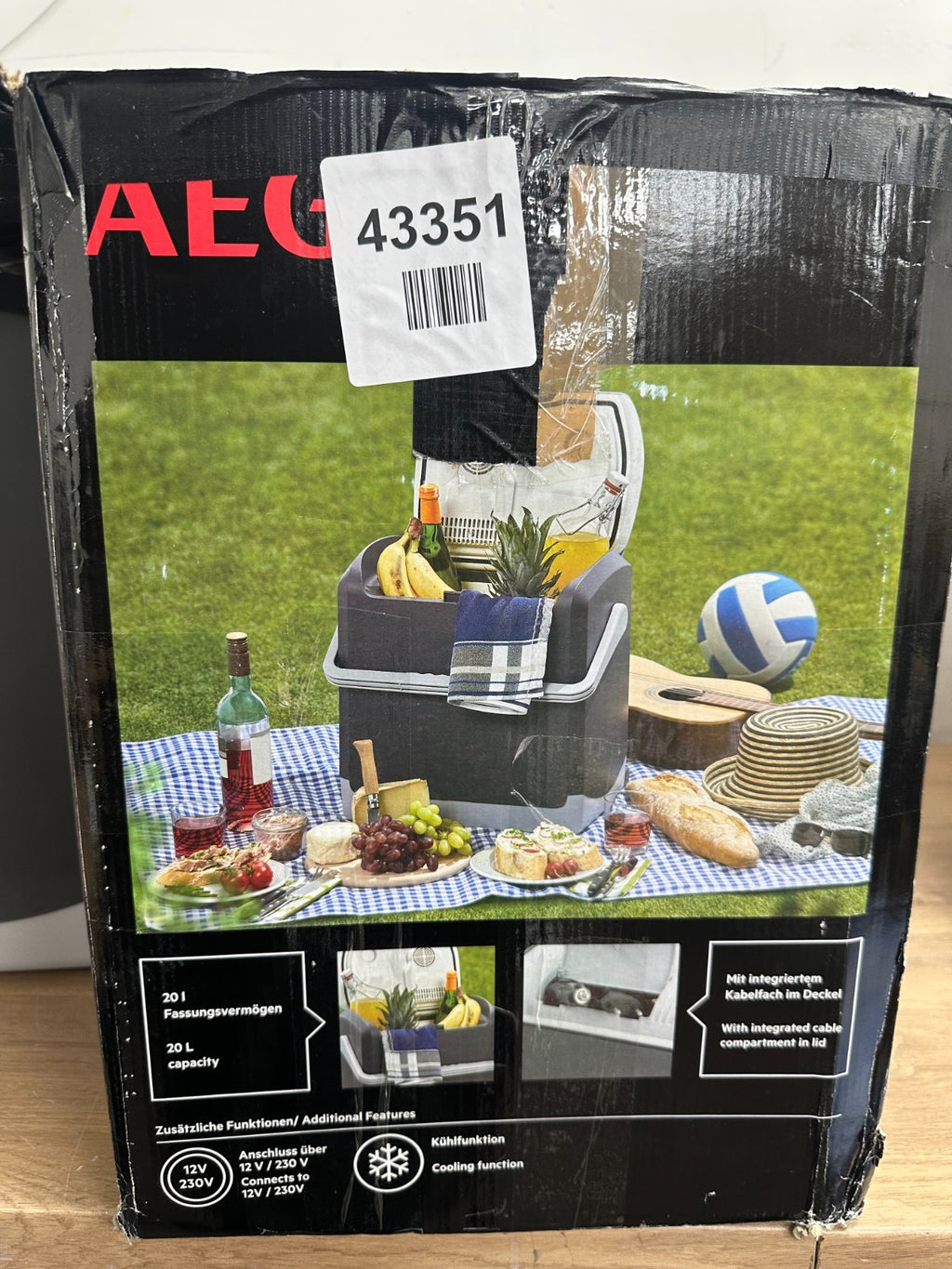 AEG Automotive Thermoelectric Cooler Box