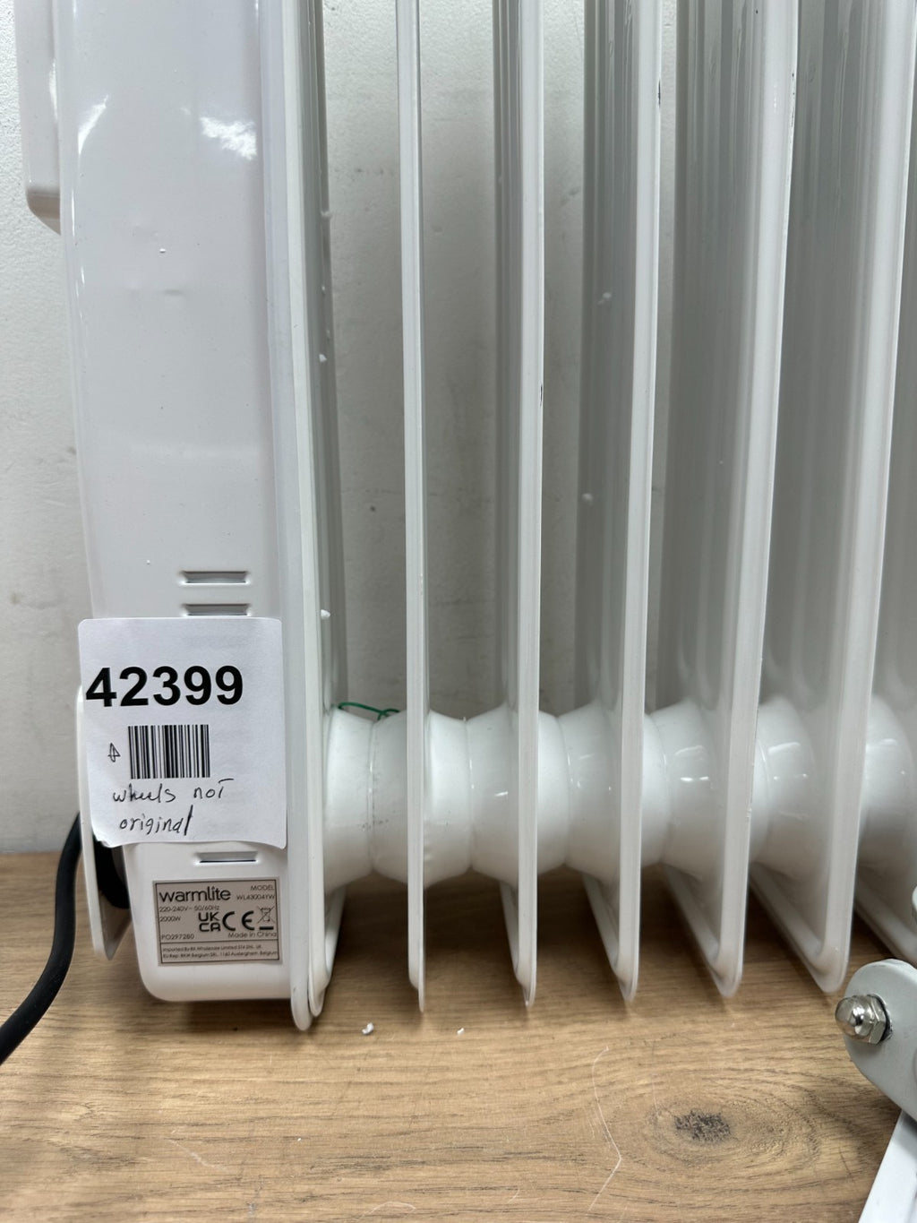 Warmlite WL43004YW Radiator 2000 Watt Oil Filled Radiator White