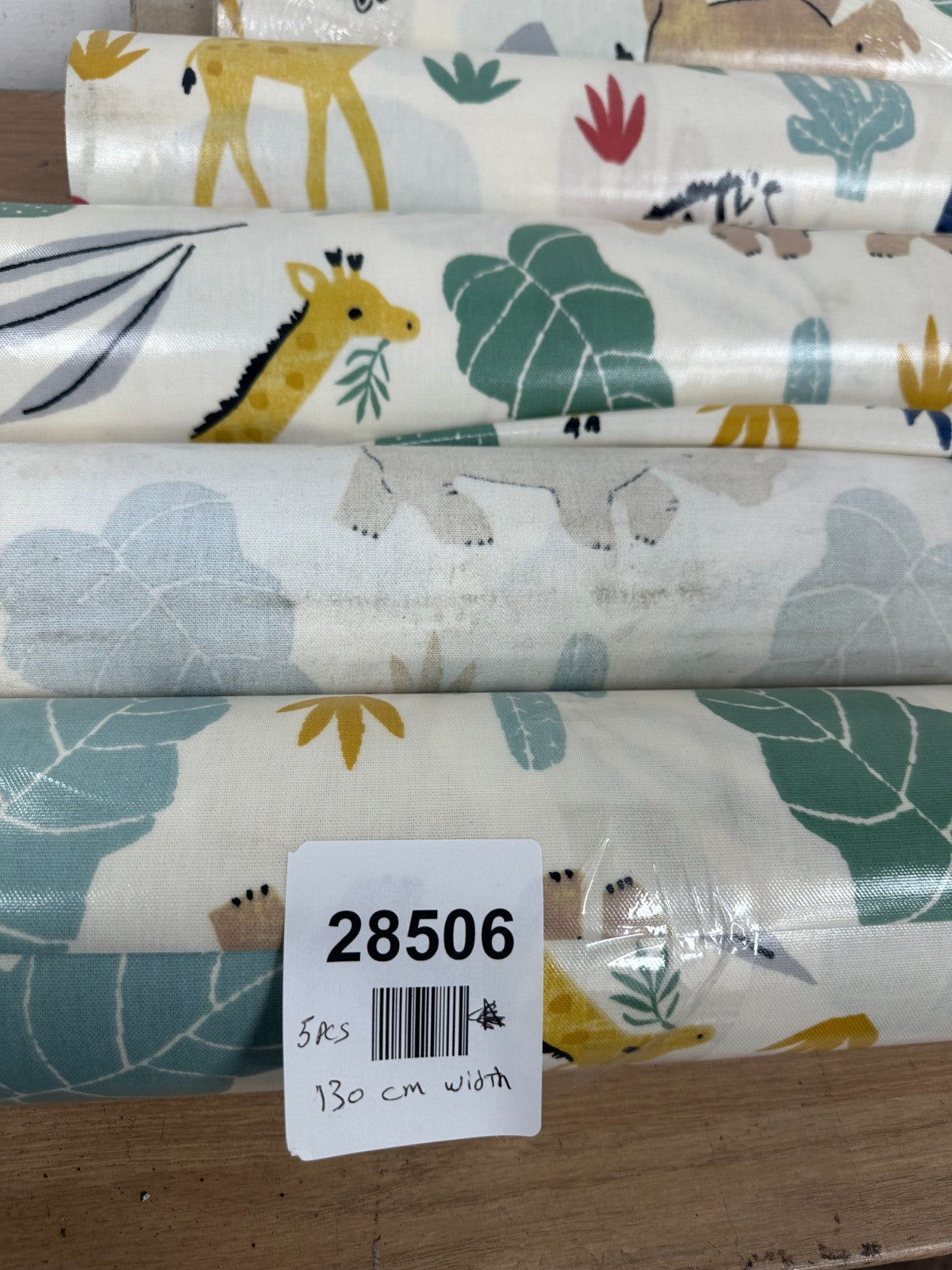 jungle/safari kids room Wallpaper 130cm width 1 whole roll