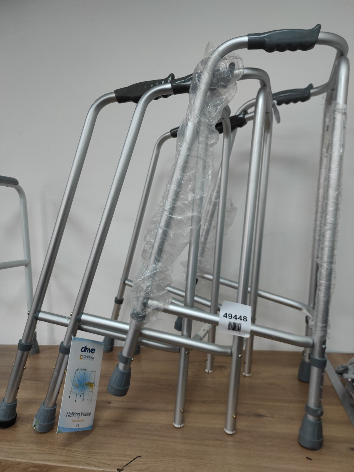 NRS walking frame H62283