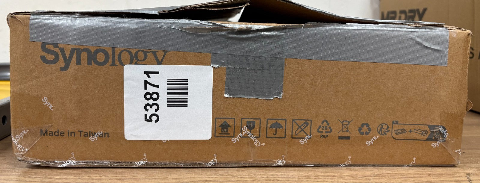 Synology wheel clamp long wheel