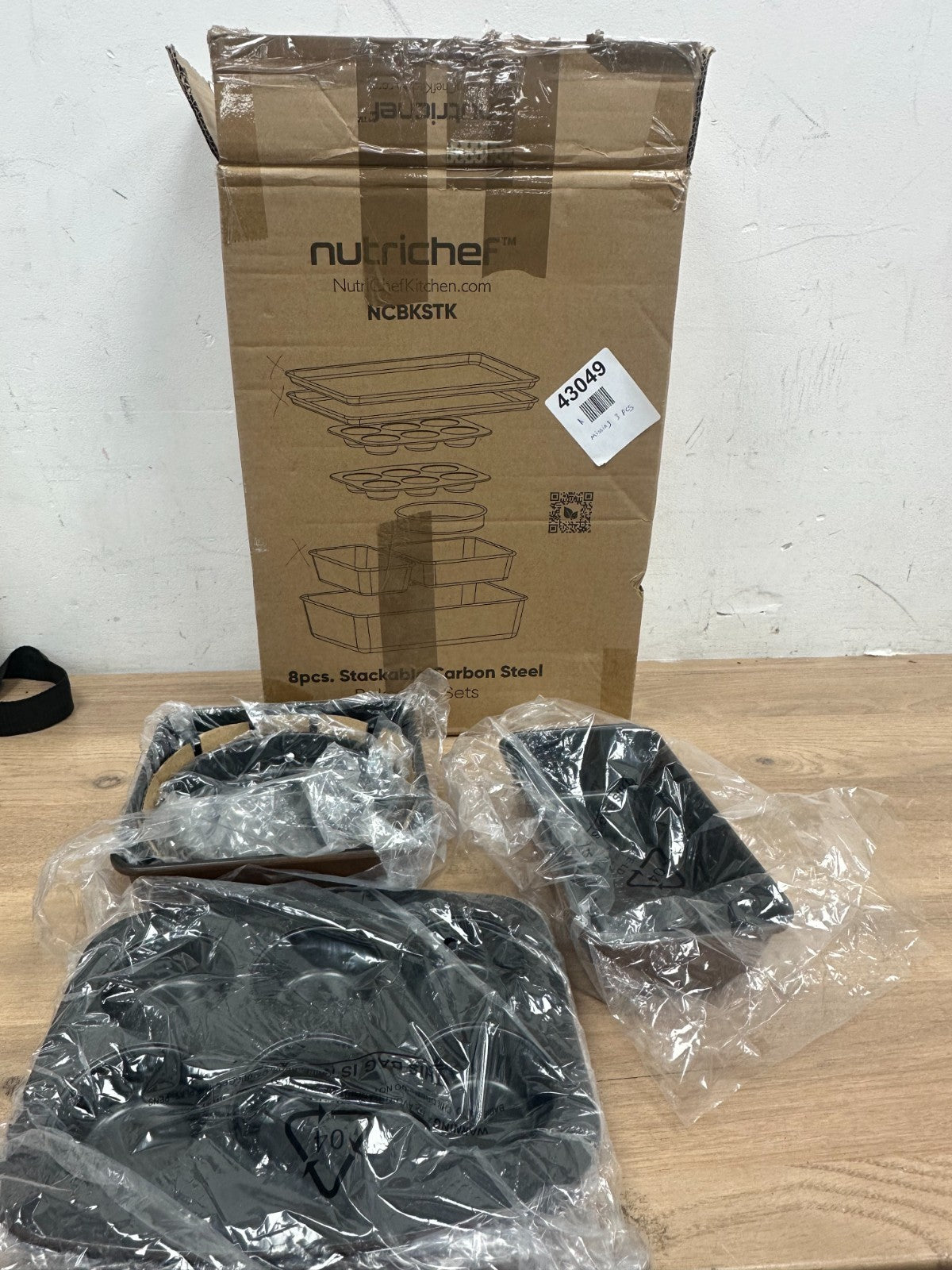 NutriChef Non-Stick Bakeware Set- Missing 3 pieces