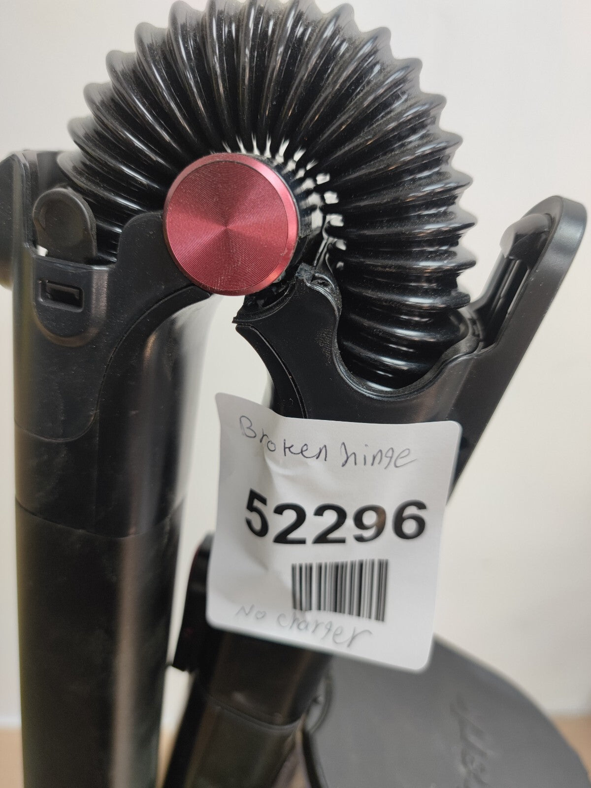 Shark IZ300UK Black Stick Vacuum Cleaner
