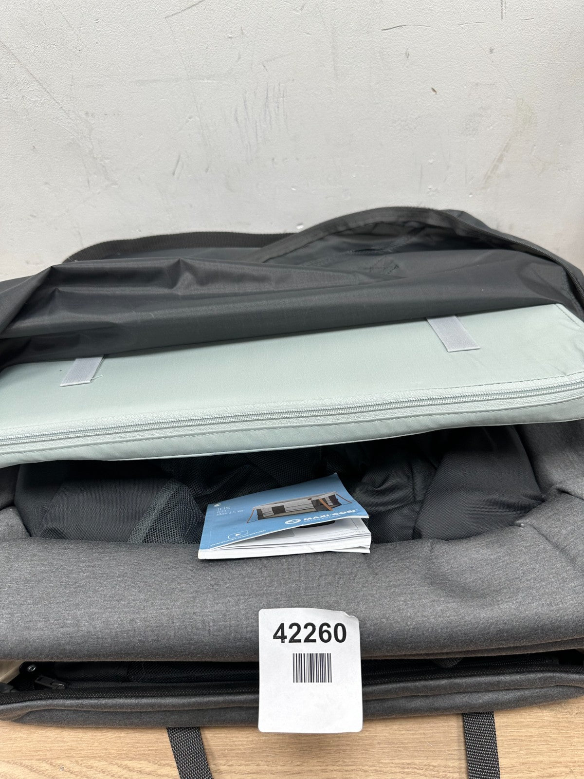 Maxi Cosi Iris Travel Cot