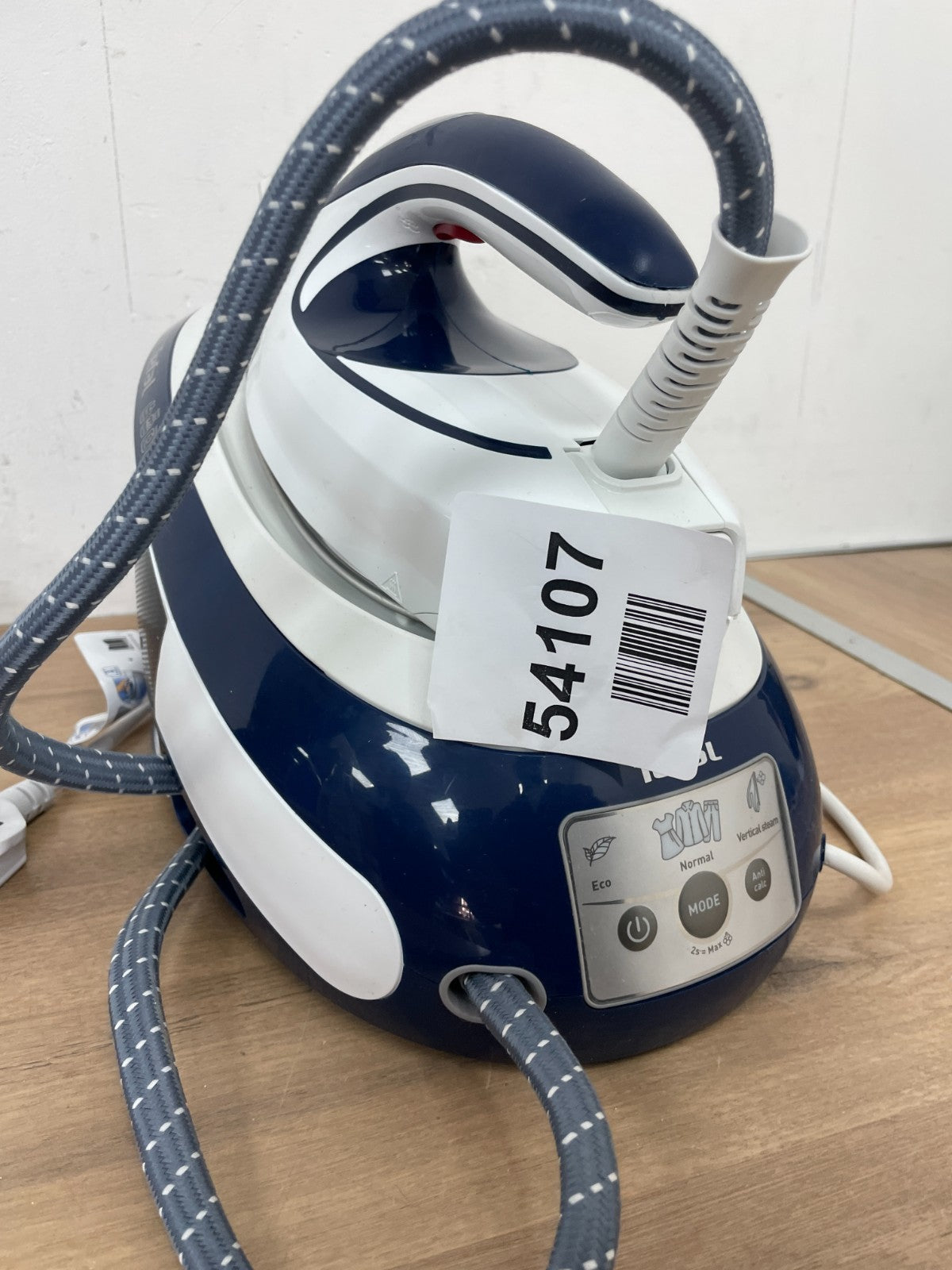 Tefal Express Airglide SV8022 Steam Generator Iron White/Blue — Used (photo 6)