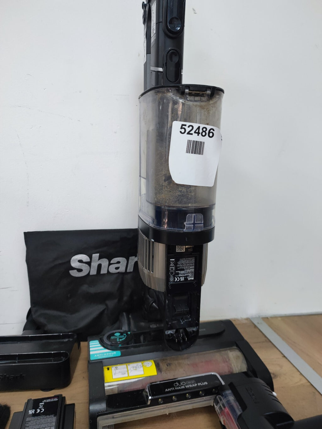 Shark Stratos Anti Hair Wrap Pet Cordless Vacuum - Grey (IZ420UKT)