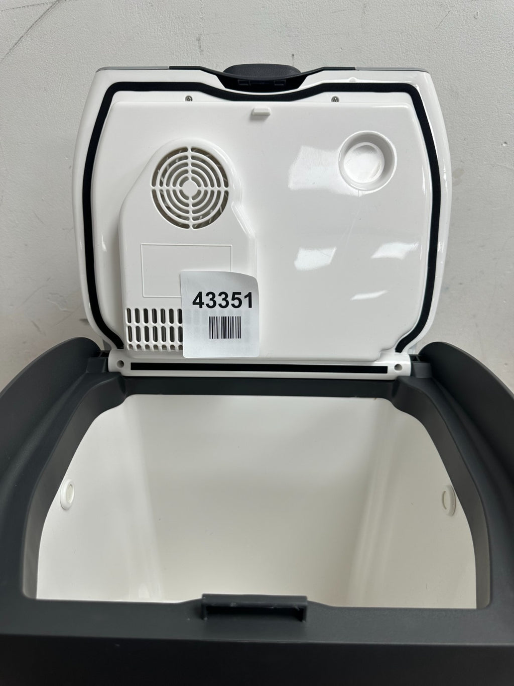 AEG Automotive Thermoelectric Cooler Box