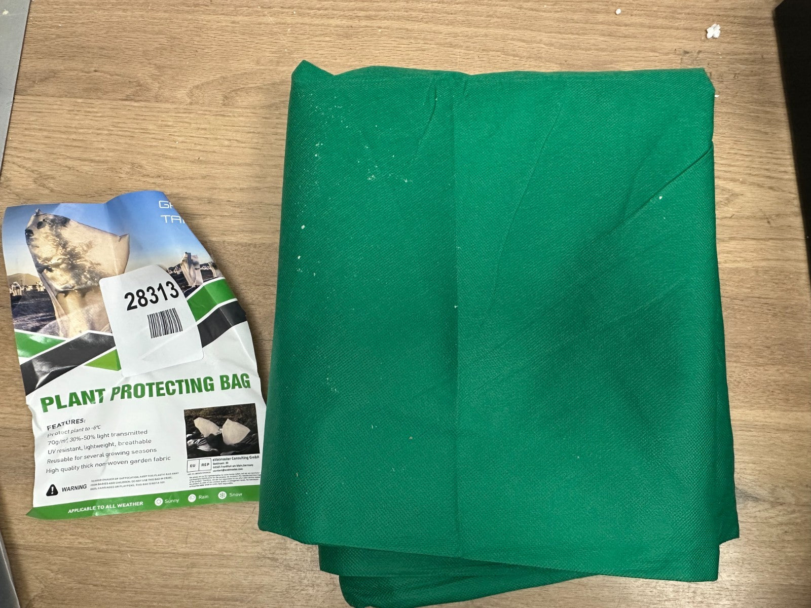 Plant protecting bag