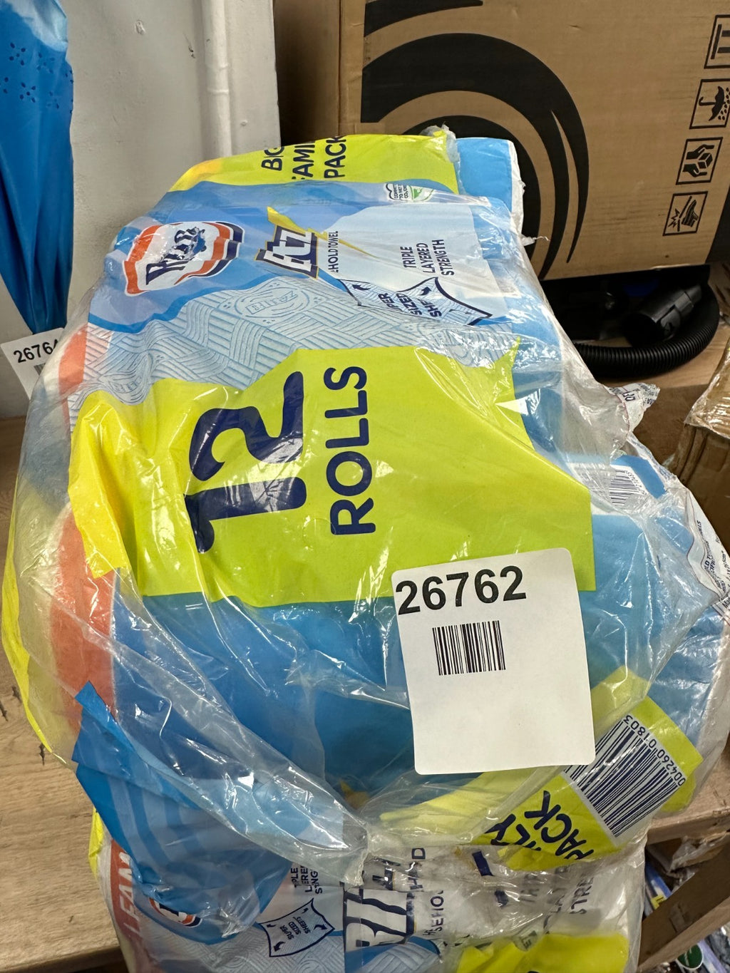 Regina Blitz 3 Layer Tissue Towel - 4 Roll