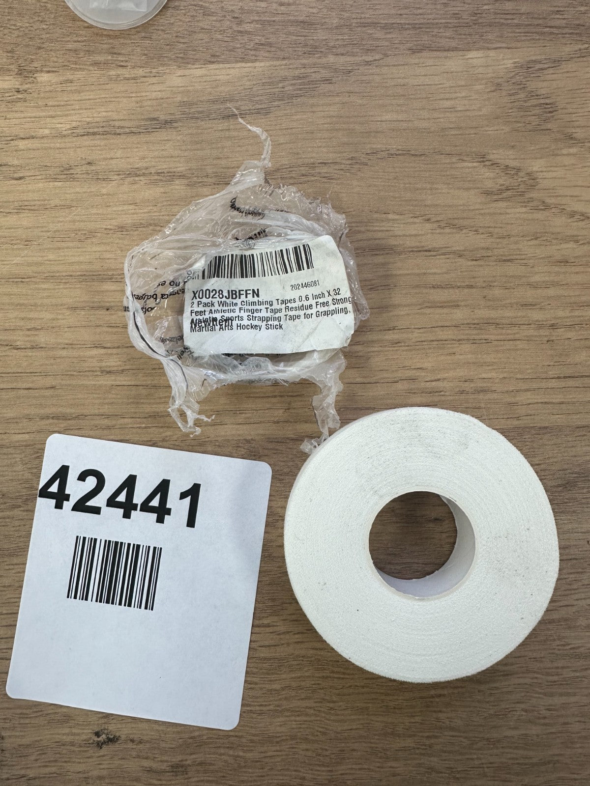 White climbing tapes, feet athletic finger tape 0.6 inch x 32