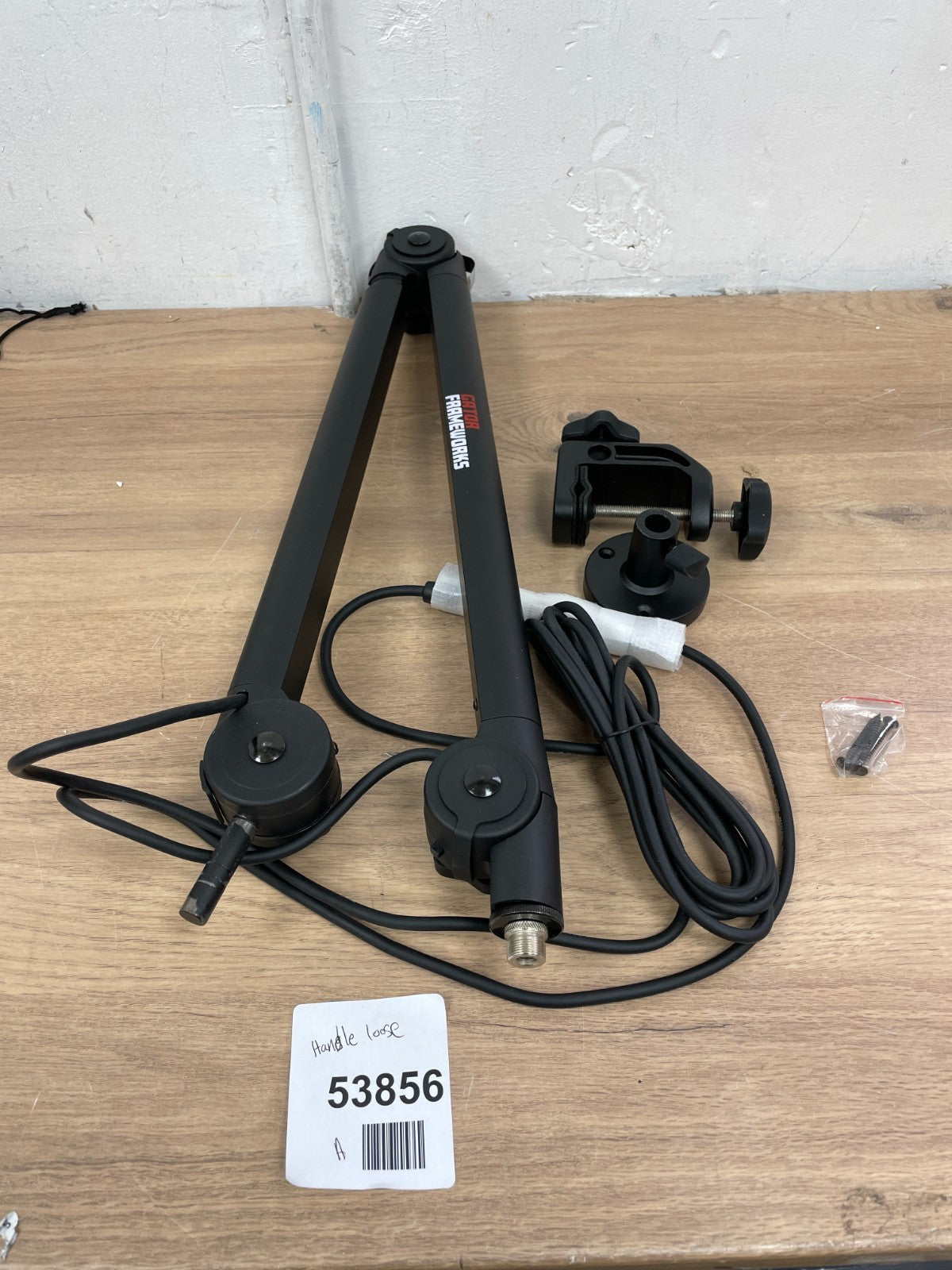 Gator Frameworks Deluxe Desk-Mounted Broadcast Microphone Boom