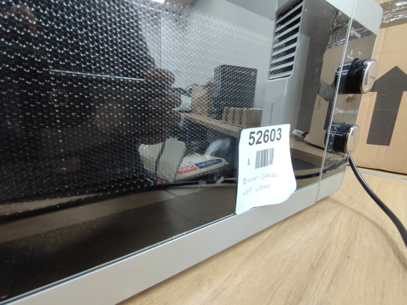 SHARP Compact Microwave Oven with Manual Dial Controls Turntable 800W 20L