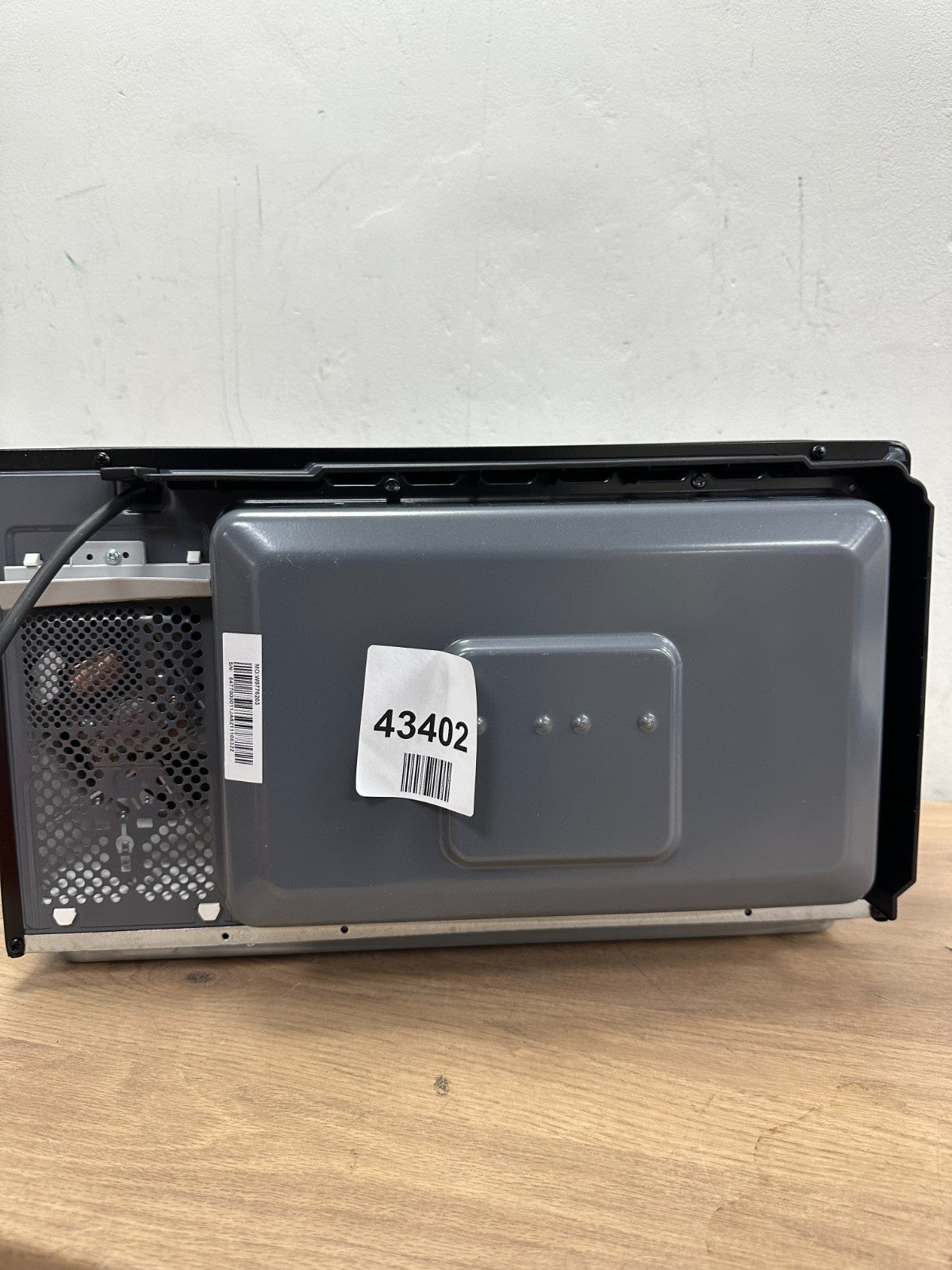 TOSHIBA Air Fry Auto Menu Combo 5-IN-1 26L Microwave Oven - Read Description — New (other) (photo 3)
