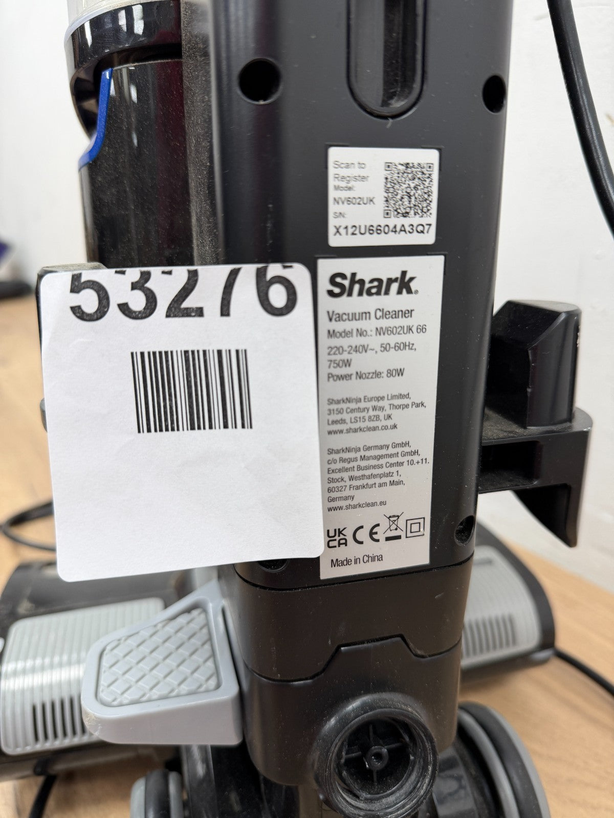Shark NV602UK Lift-Away Upright Vacuum Cleaner - Black/Blue