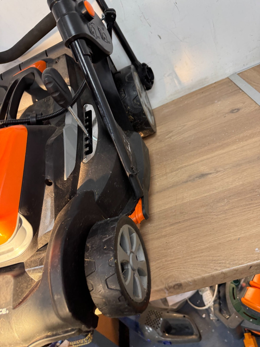 Yard Force LM G34А Lawnmower