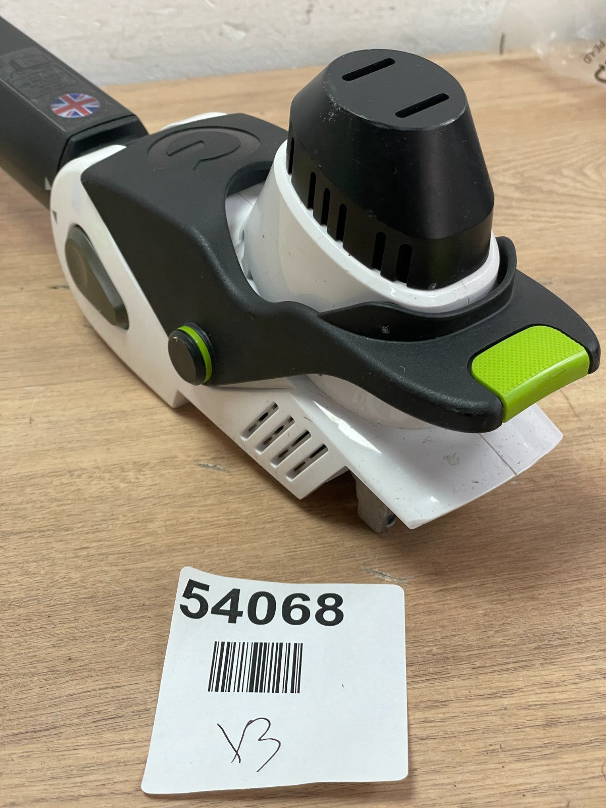 Gtech HT50 Long Reach Cordless Hedge Trimmer motor head
