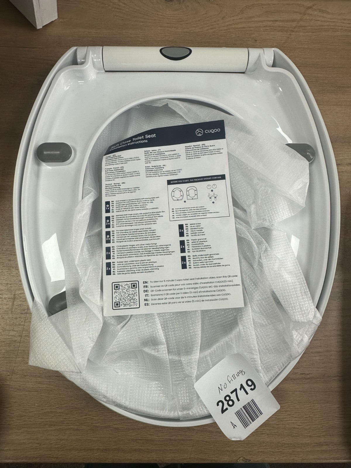 CUQOO Oval Toilet Seat Soft Close with Quick Release Hinges- No fittings