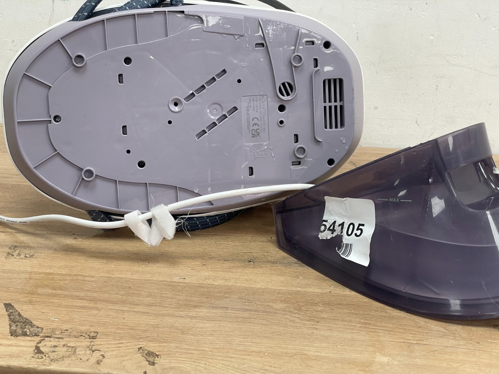 Tefal GV9713 Pro Express Ultimate II Corded 1.2L Steam Generator Iron — Used (photo 3)
