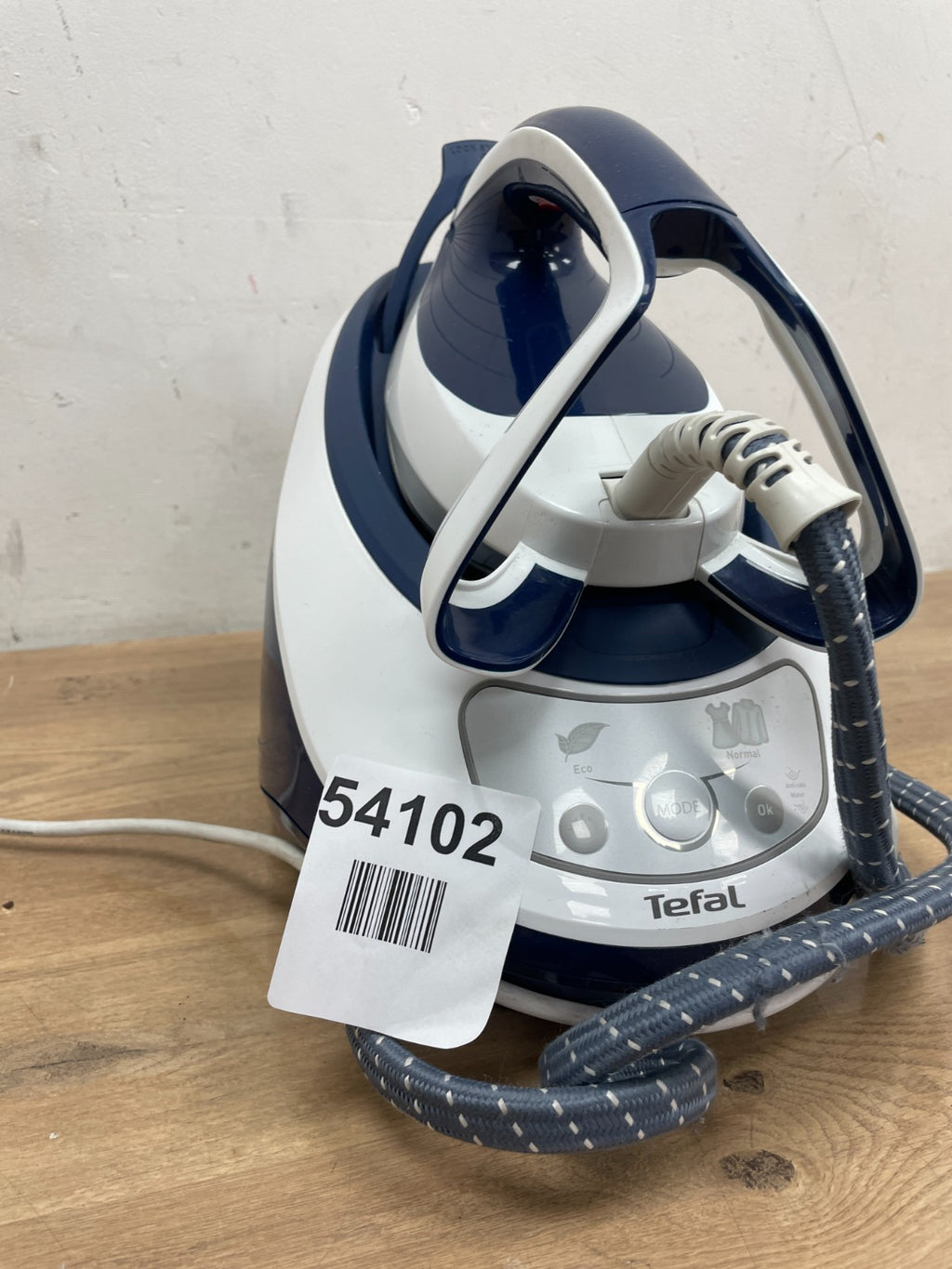 Tefal GV9221 Steam Generator Iron — Used (photo 2)