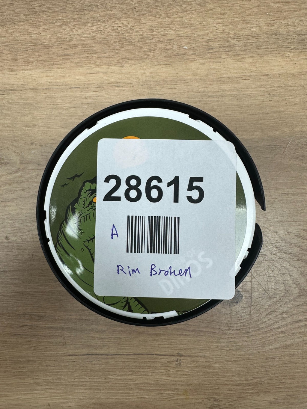 Mepal Fruit Box Campus, Dino- Rim broken