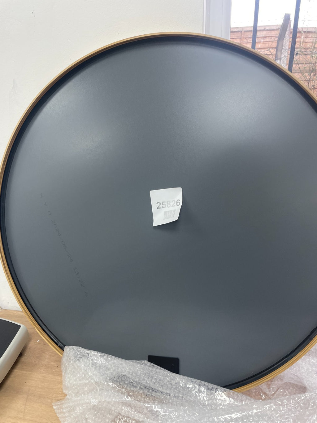 Home Selections Round Metal Wall Mirror 20" (50cm) Circle Wall Mounted Mirror