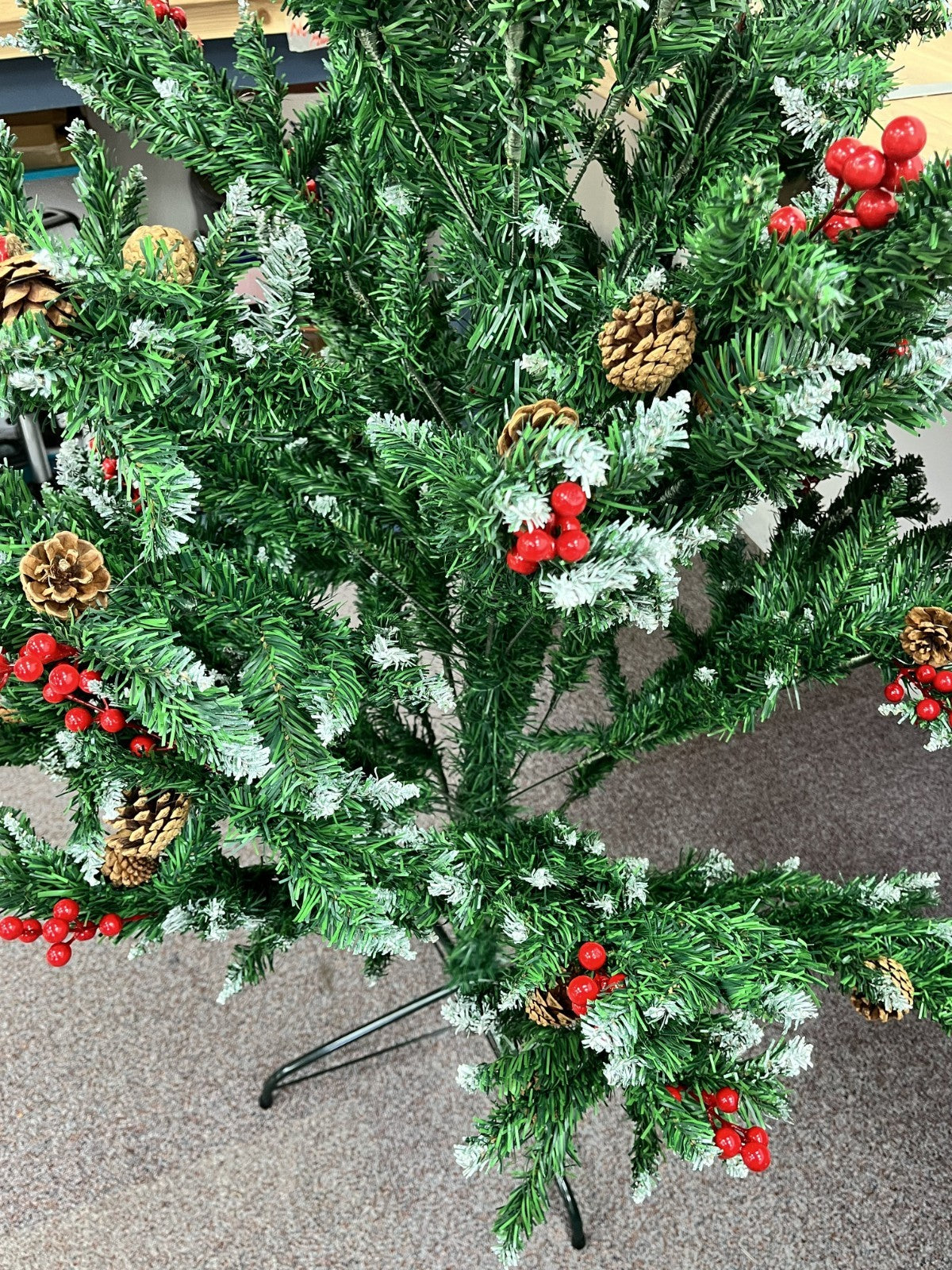 Christmas tree 2.1m — New (other) (photo 3)