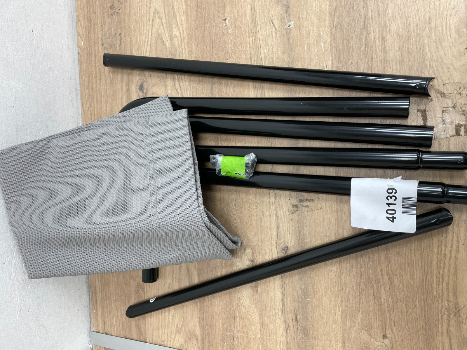 Amazon basic raised dog bed — New (other) (photo 3)