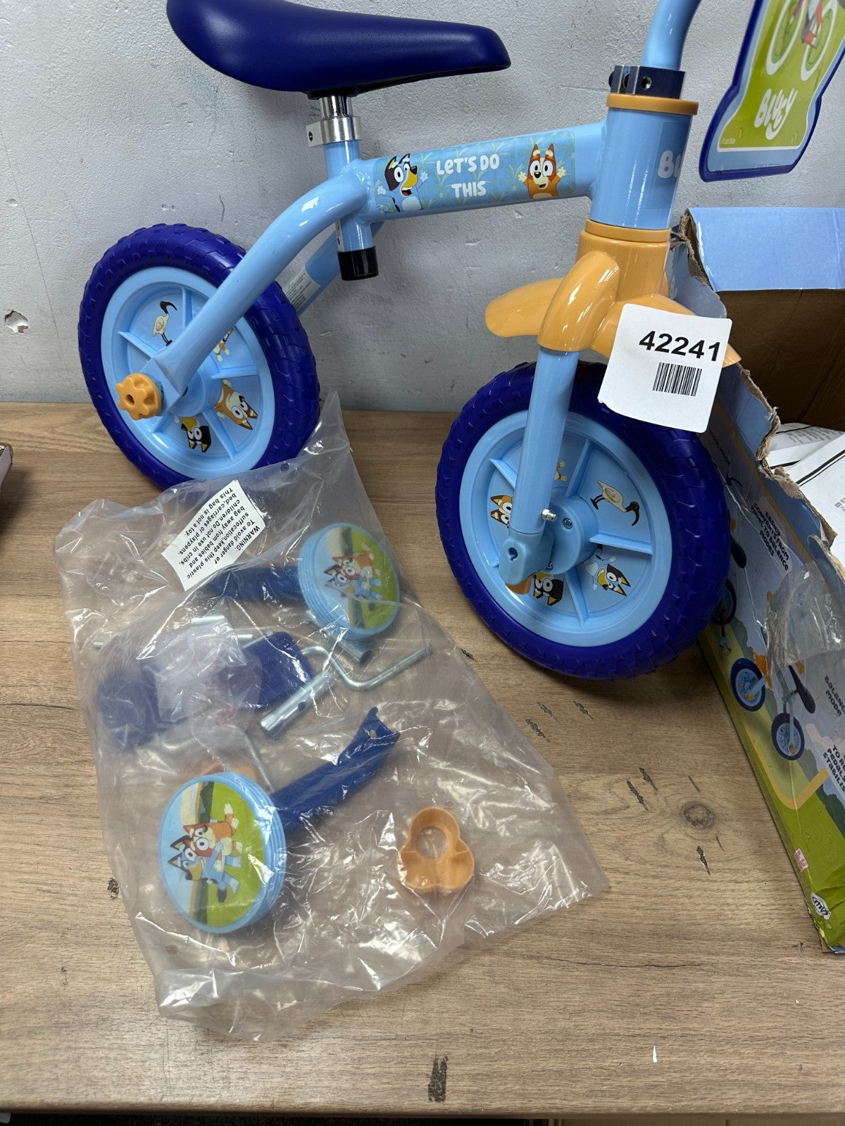 Bluey M004686 10 inch Training Bike - Missing part