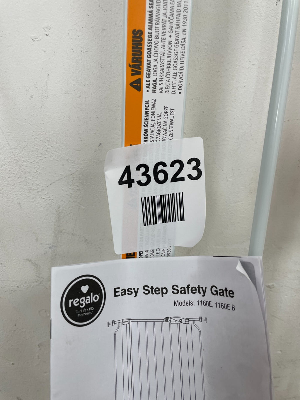 REGALO EASY STEP SAFETY GATE METAL WALK-THROUGH MODEL 1160E DS WHITE — New (other) (photo 5)