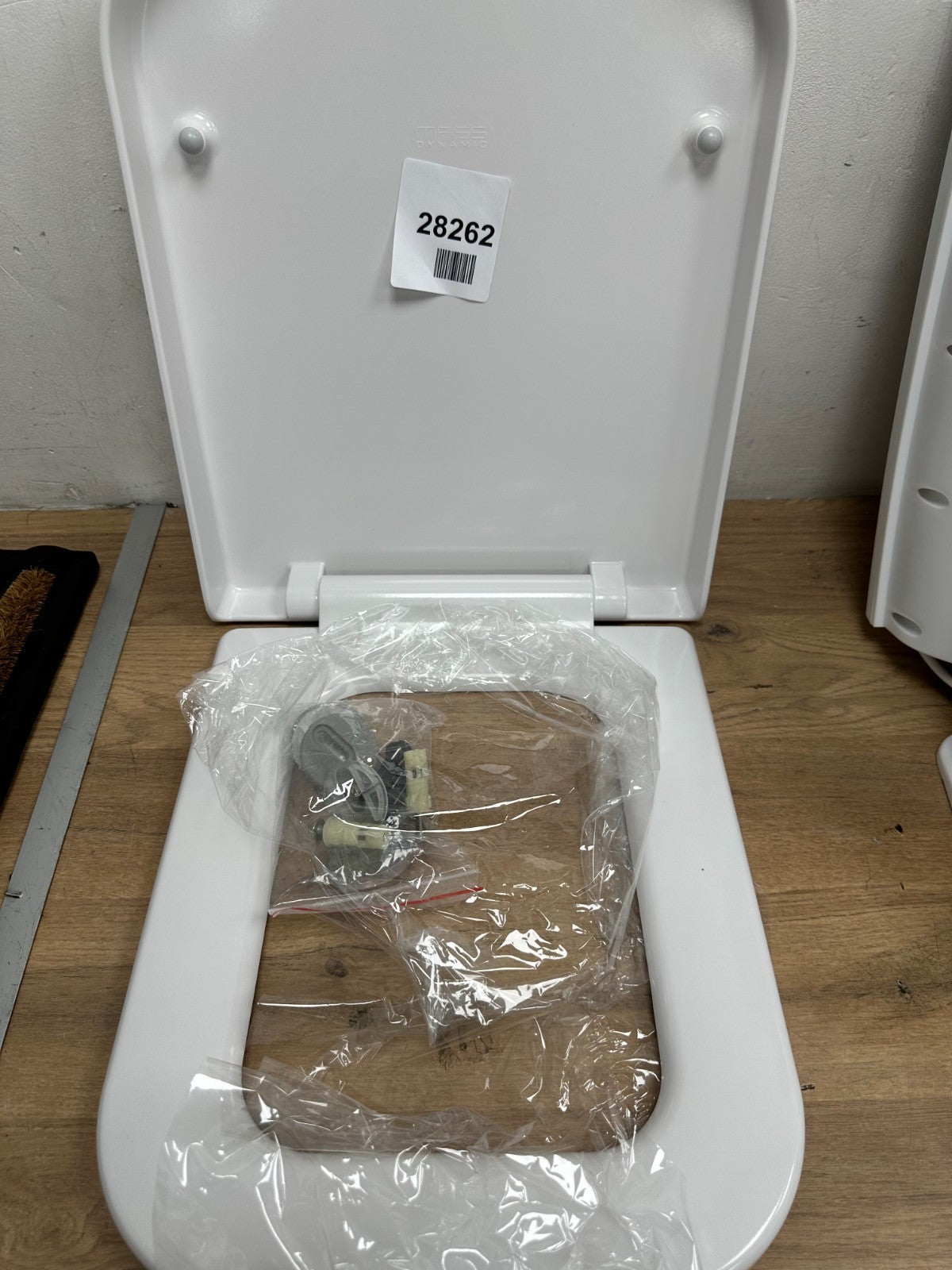 Mass Dynamic Mute Toilet Seat Cover