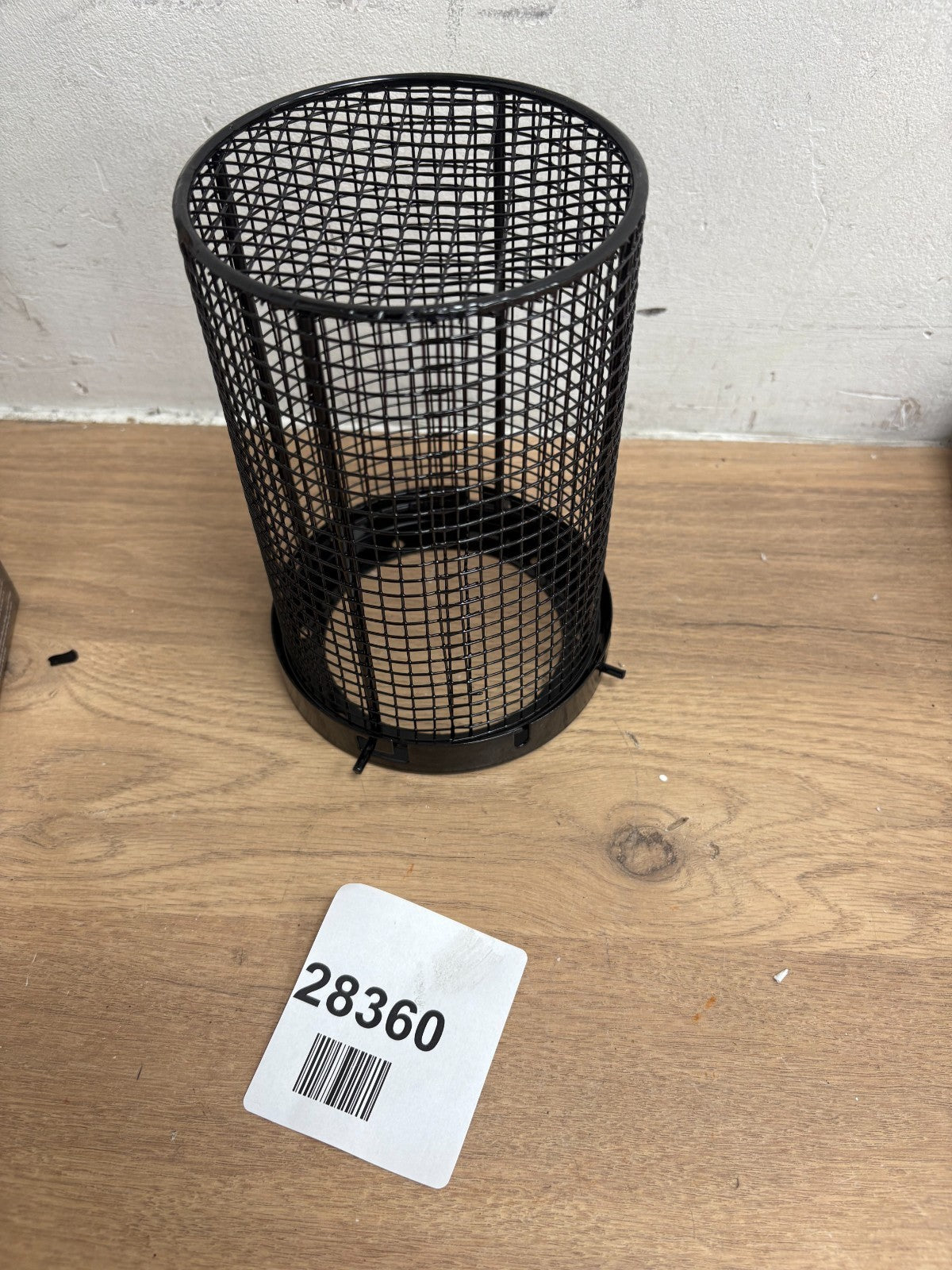 Komodo Light and Heat Guard |  175mm | Easy to Fit in Reptile Vivarium