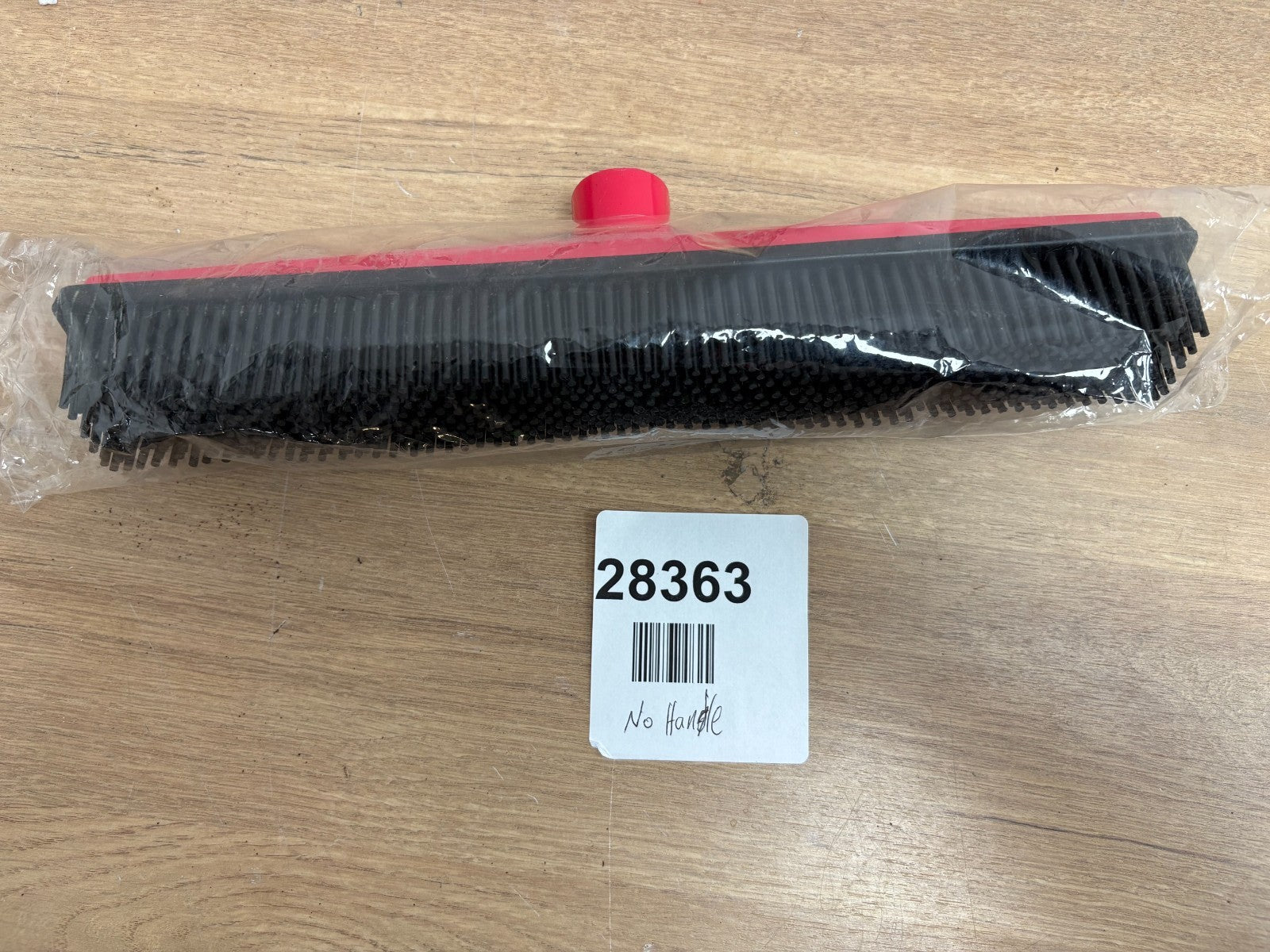 Rubber Broom Black/Red without handle