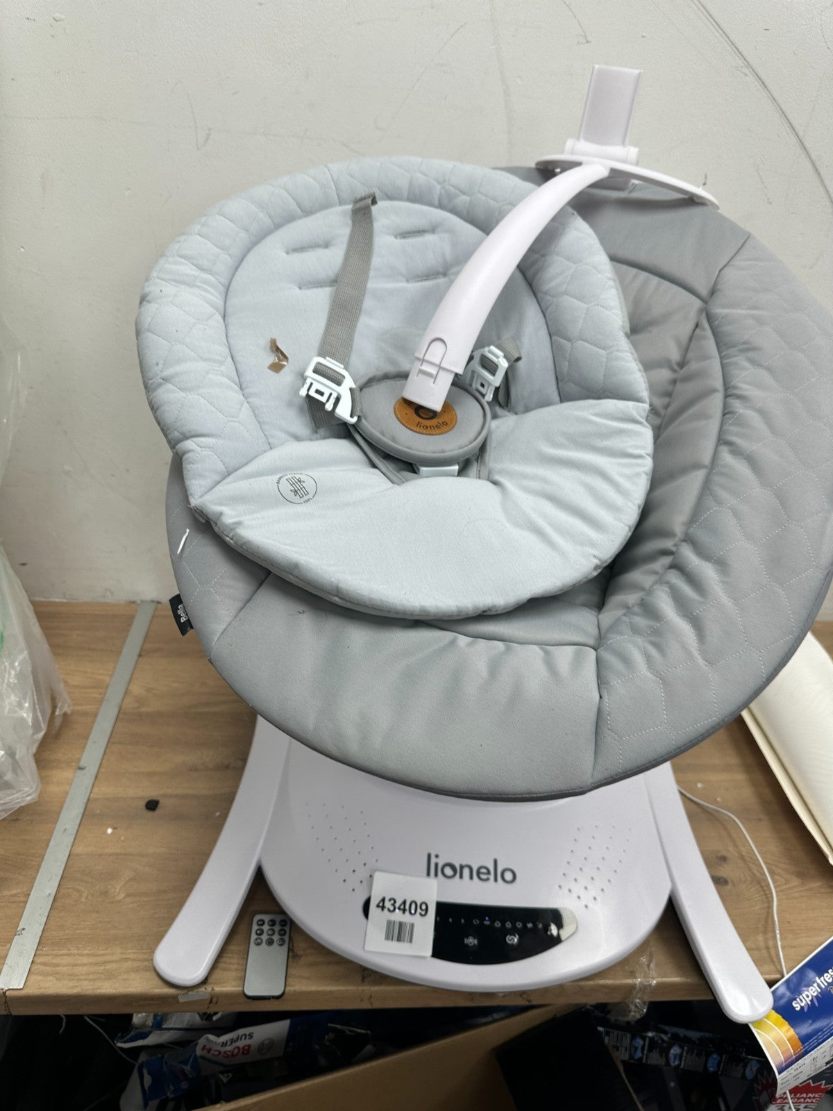 LIONELO Bella Electric Baby Bouncer