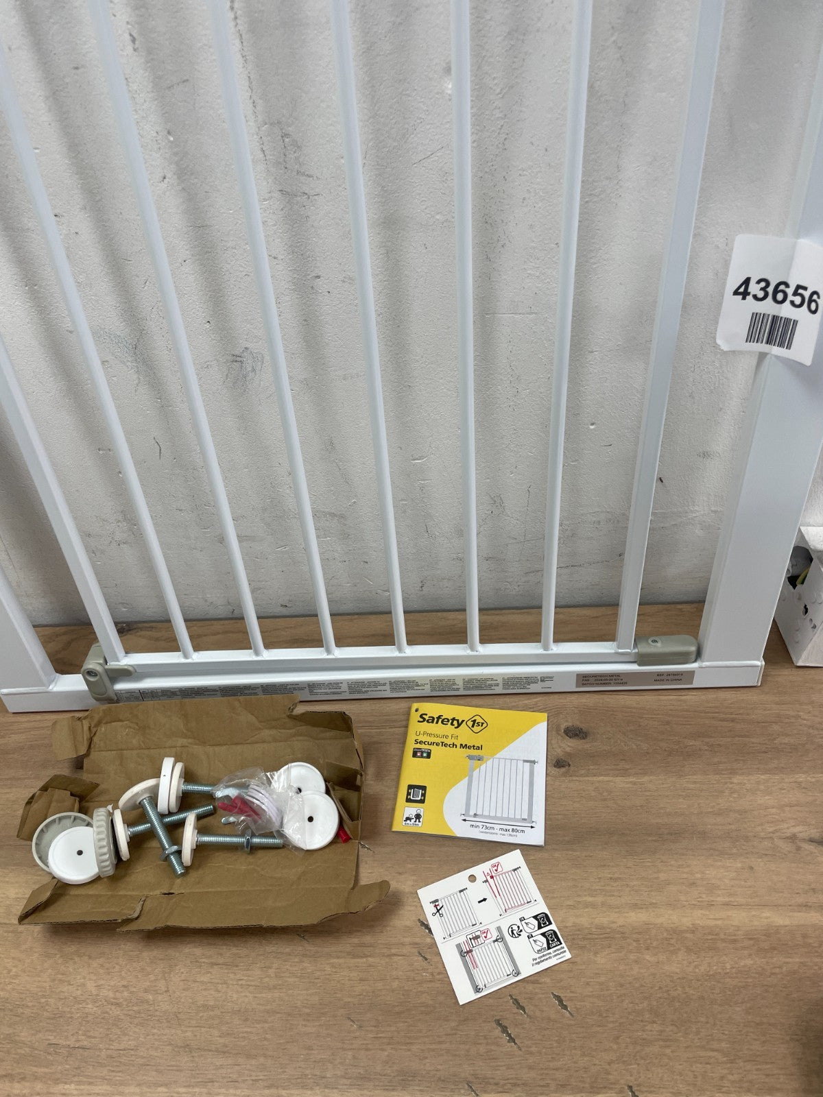 Safety 1st Secure Tech White Metal U-Shaped Pressure-Fit Safety Gate — New (other) (photo 5)