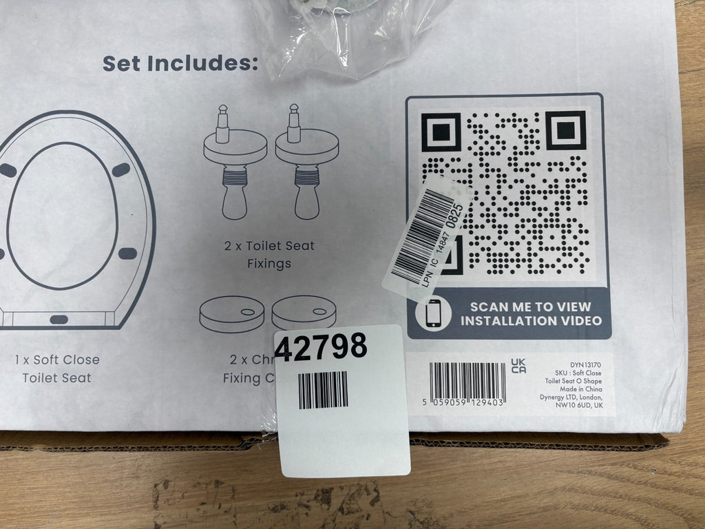 Toilet seat white plastic