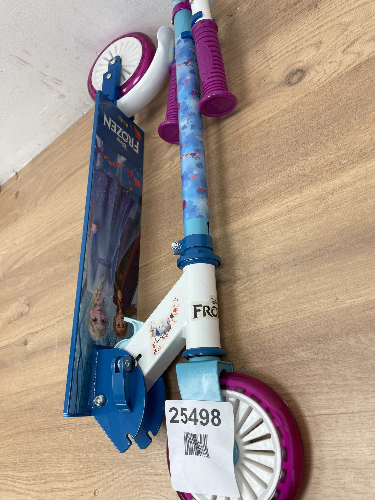 Frozen foldable scooter