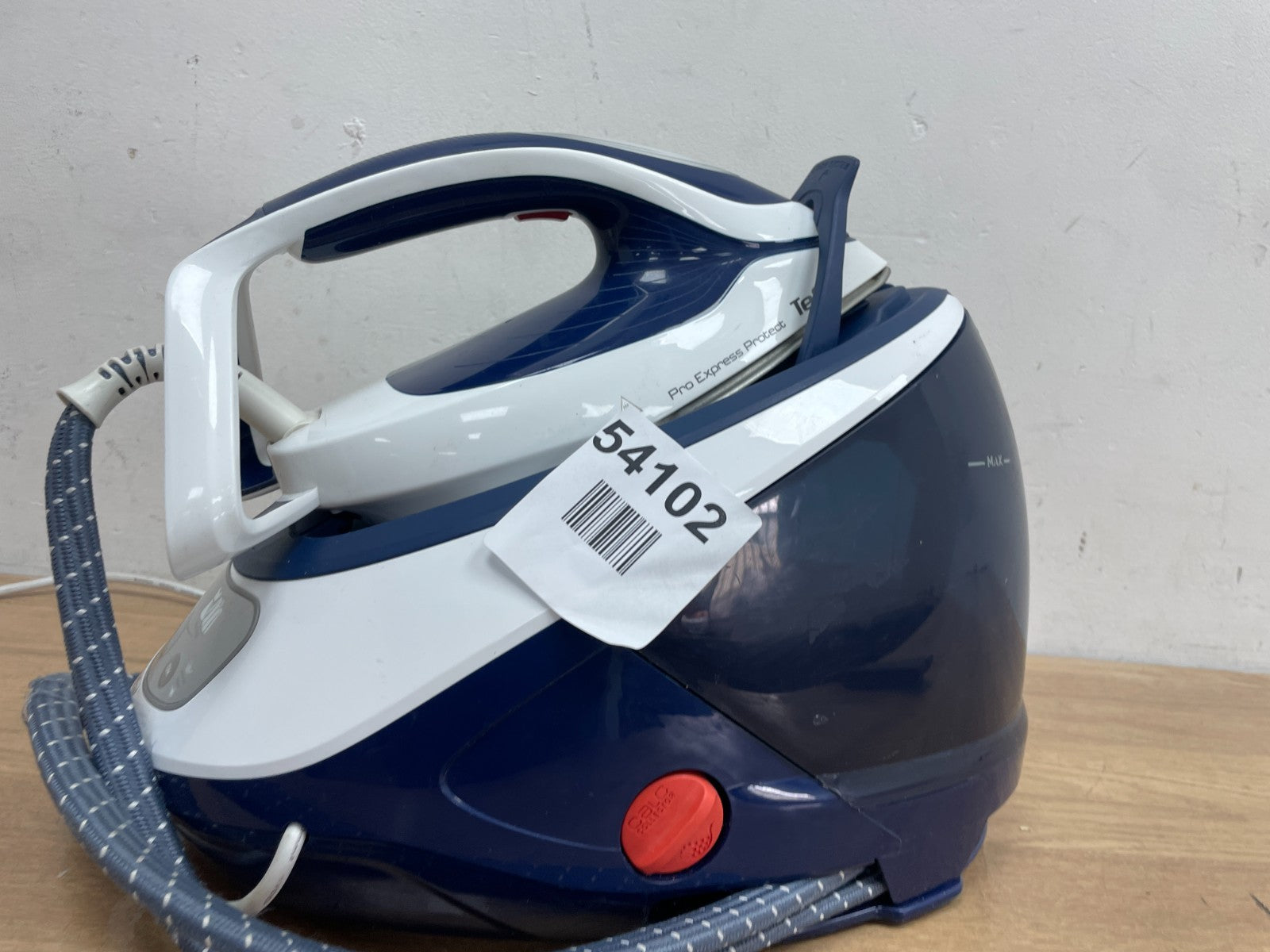 Tefal GV9221 Steam Generator Iron — Used (photo 4)