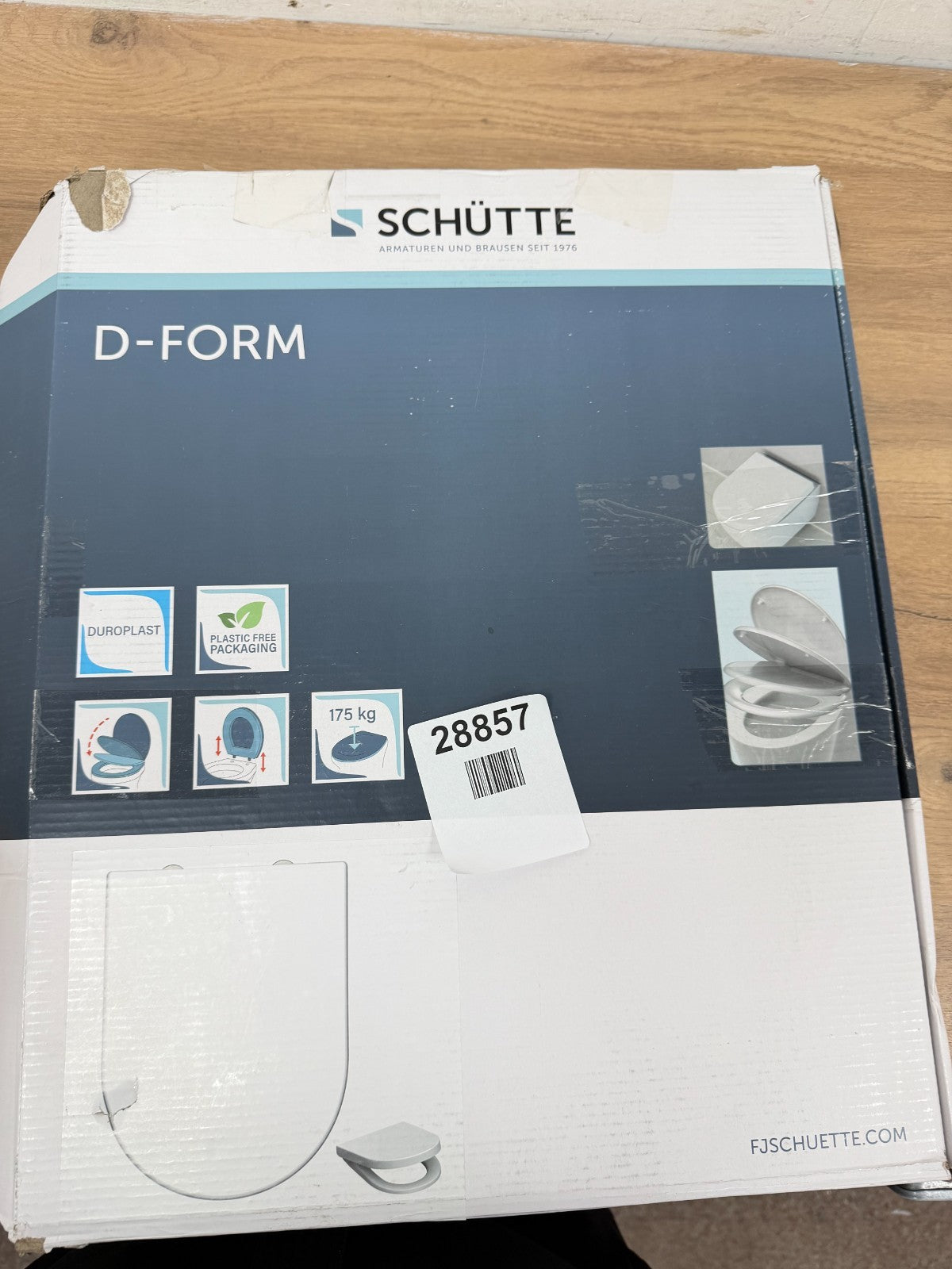 Schutte Toilet Seat D-Shaped WHITE with Soft Close and Quick Release