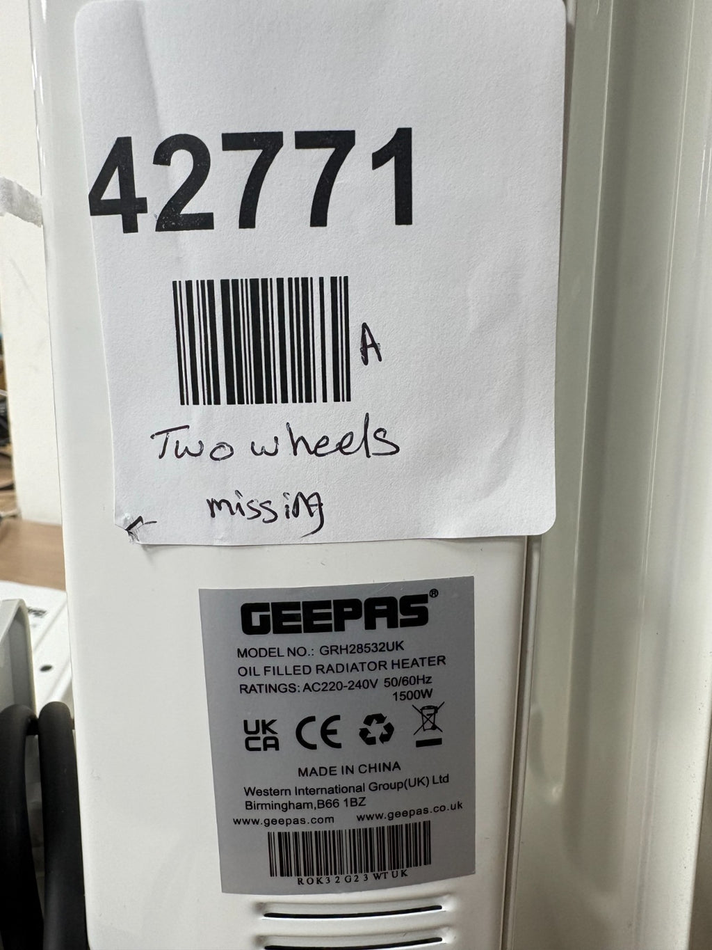 GEEPAS 7-Fin Portable Electric Oil Heater Radiator - White (GRH28532UK)