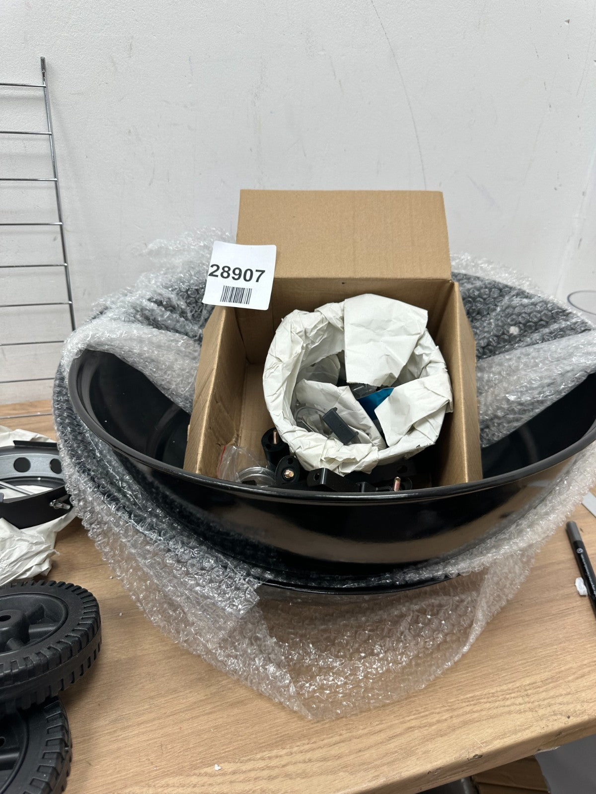 George Foreman GFKTBBQ Kettle Barbeque — New (other) (photo 2)