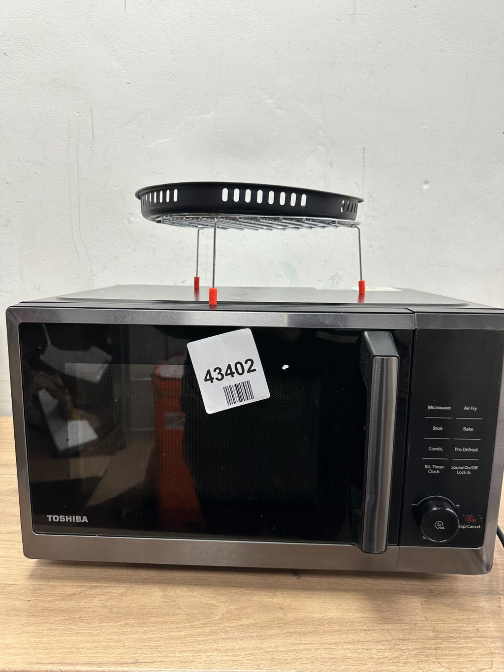 TOSHIBA Air Fry Auto Menu Combo 5-IN-1 26L Microwave Oven - Read Description — New (other) (photo 2)
