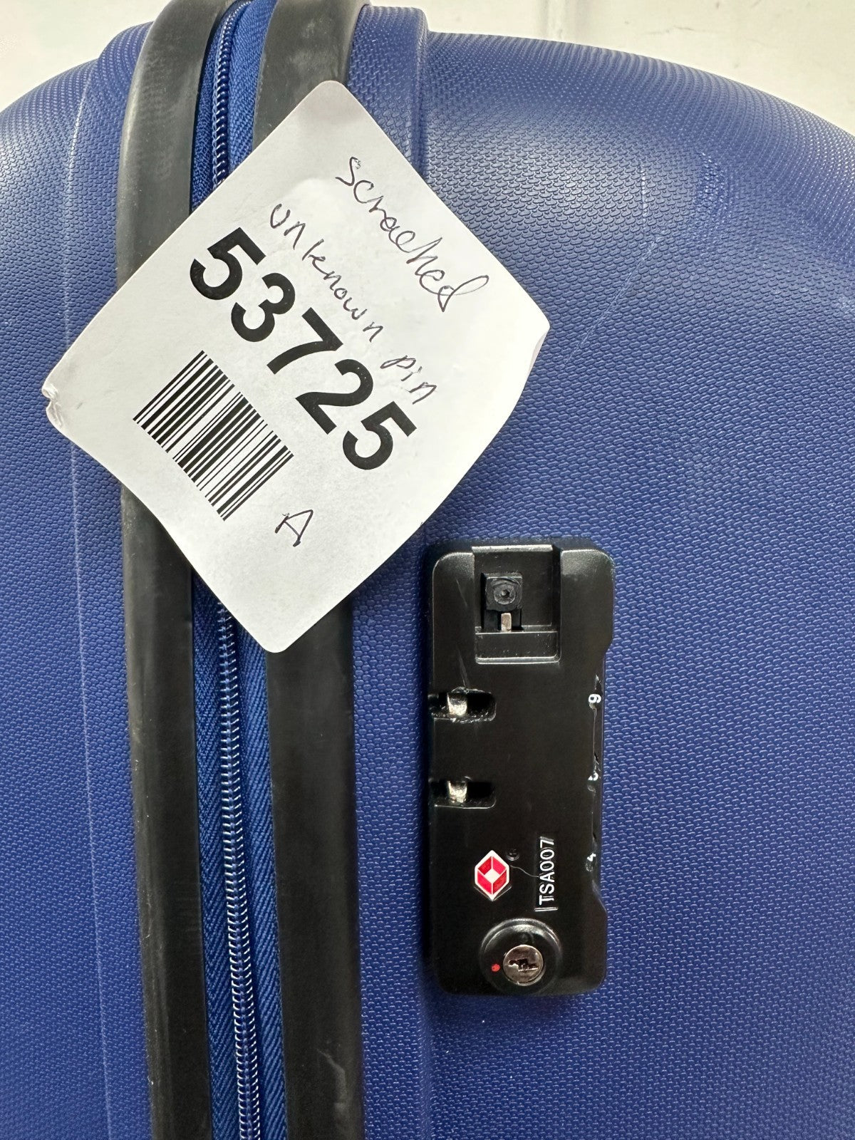 American Tourister- Spinner, Cabin Luggage- Scratched and unknown pin